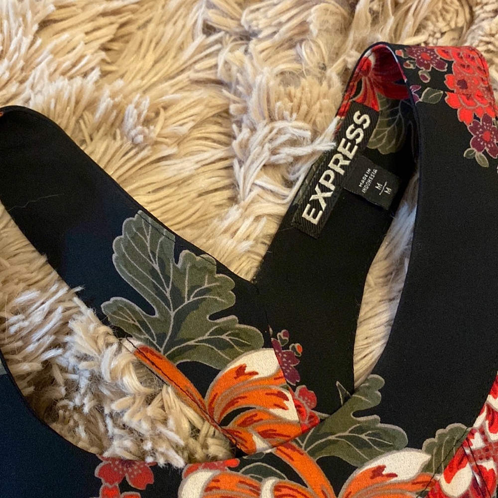 Adorable express tank/cami. Size m